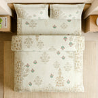Spaces Shubha Papier Mâché Star White Traditional 3-dimensional Art 300TC Cotton Super King Bed Sheet Set | 1085771 Star White