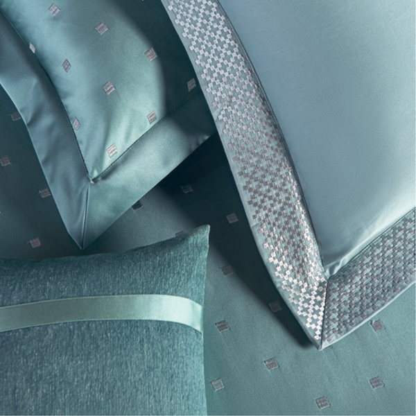 D'Decor Luxor Sanders Serene Sky Super Premium 6-Piece Bedding Gift Set | 800 TC Cotton Sateen & Monotone Embroidered Quilted Bed Cover | LX01 Serene Sky