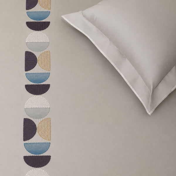 Sansaar by DDdecor Large Bedsheet Set with 2 Pillow Covers - Crescent - Ashwood - Embroidered - 1 Pc