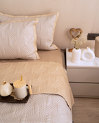 Sadyaska Quilted Sand and Beige Magnolia Reversible 1 Pcs Bedspread