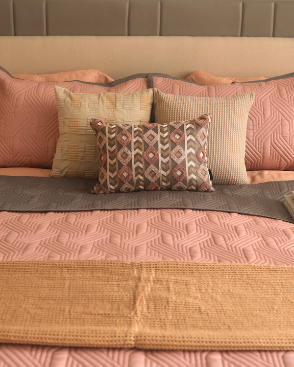 Sadyaska Quilted Old Rose and Dark Grey Magnolia Reversible 1 Pcs Bedspread