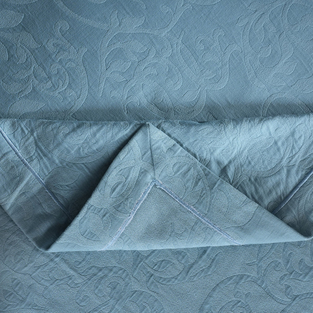 Classical Impression Curly Scroll 100% Cotton Bed Cover Blue