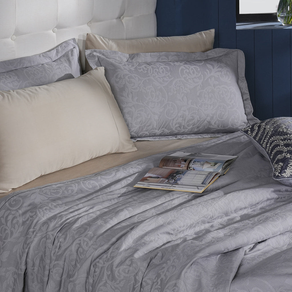 Classical Impression Curly Scroll 100% Cotton 8pcs Bed Cover Set Grey