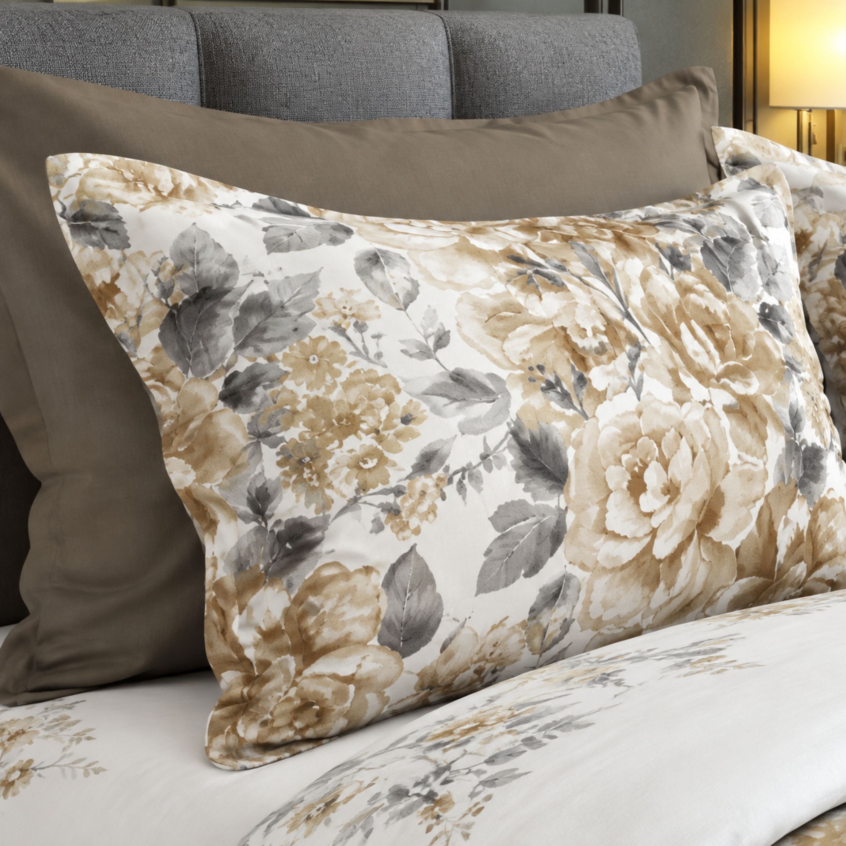 Sansaar by DDdecor Super King Bedsheet with 2 Pillow Covers - Hazel - Rose Cascade - Ivory - Floral Cascade Print Pattern - 1 Pc