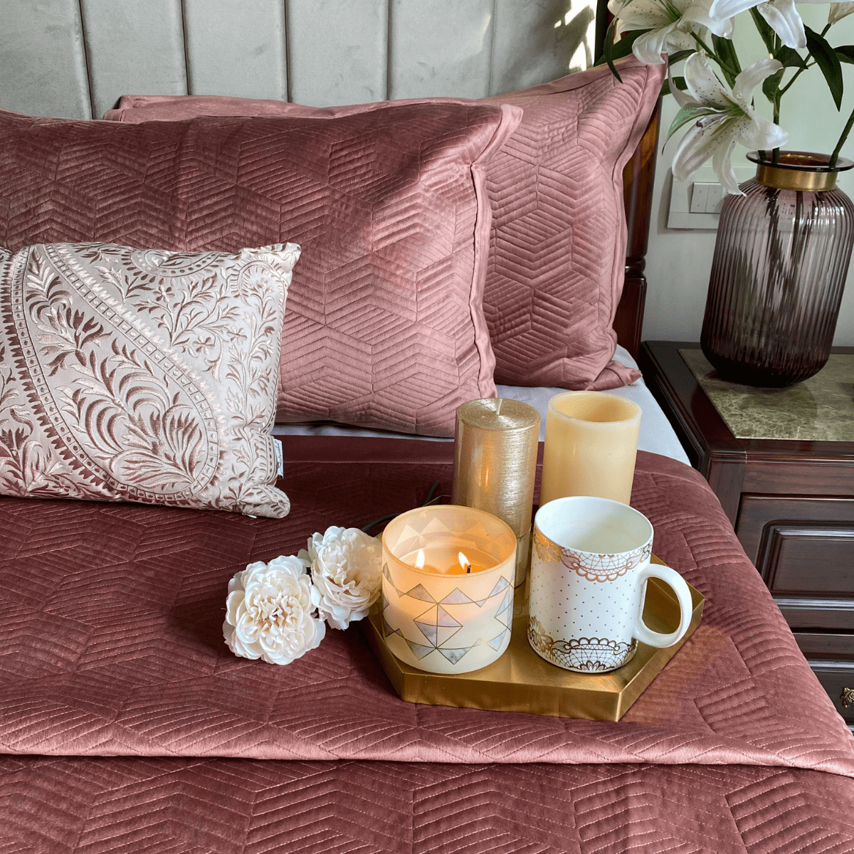 Sadyaska Marvel Blush Velvet 1 Pcs Bedspread