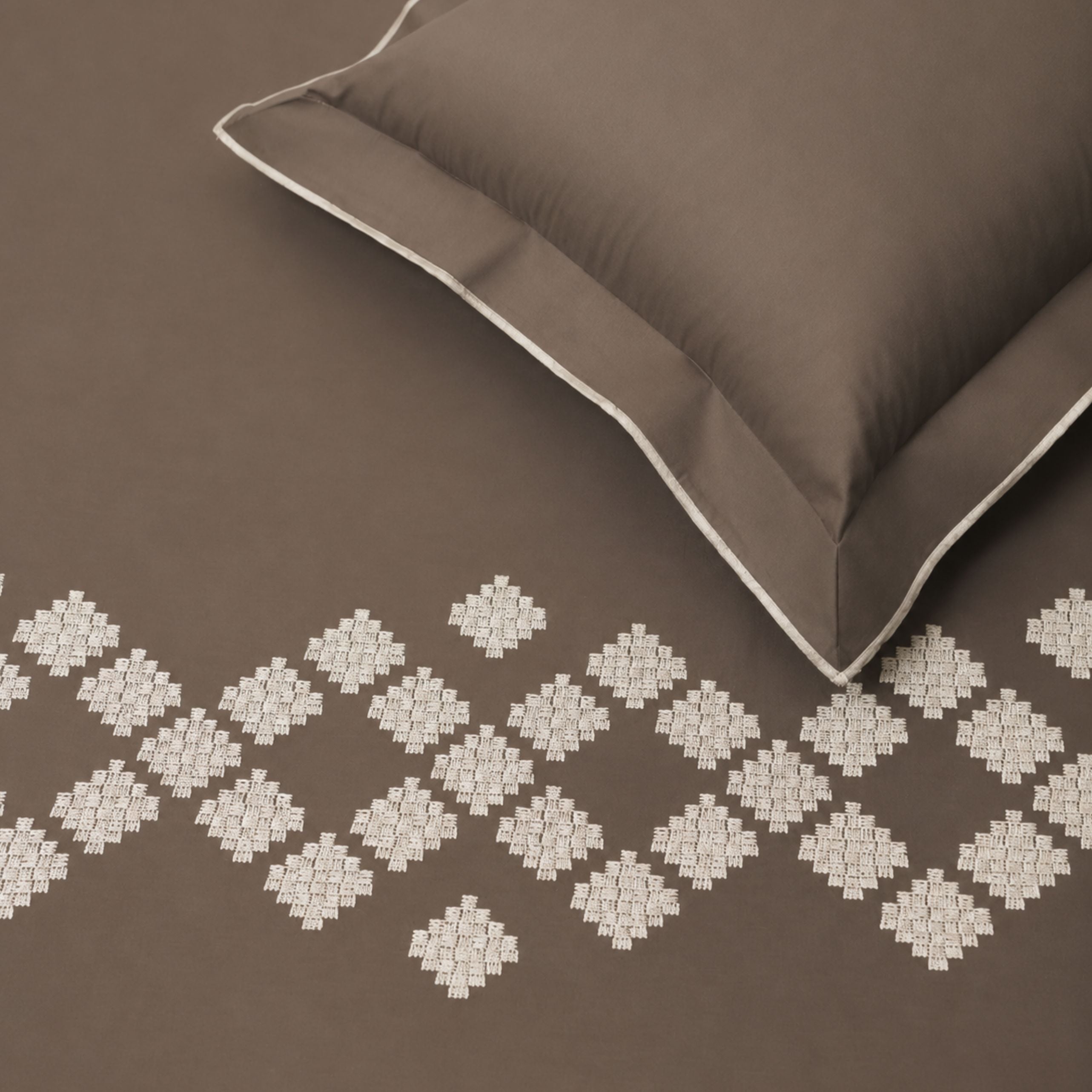 Sansaar by DDdecor Large Bedsheet Set with 2 Pillow Covers - Argyle - Dark Truffle - Embroidered - 1 Pc