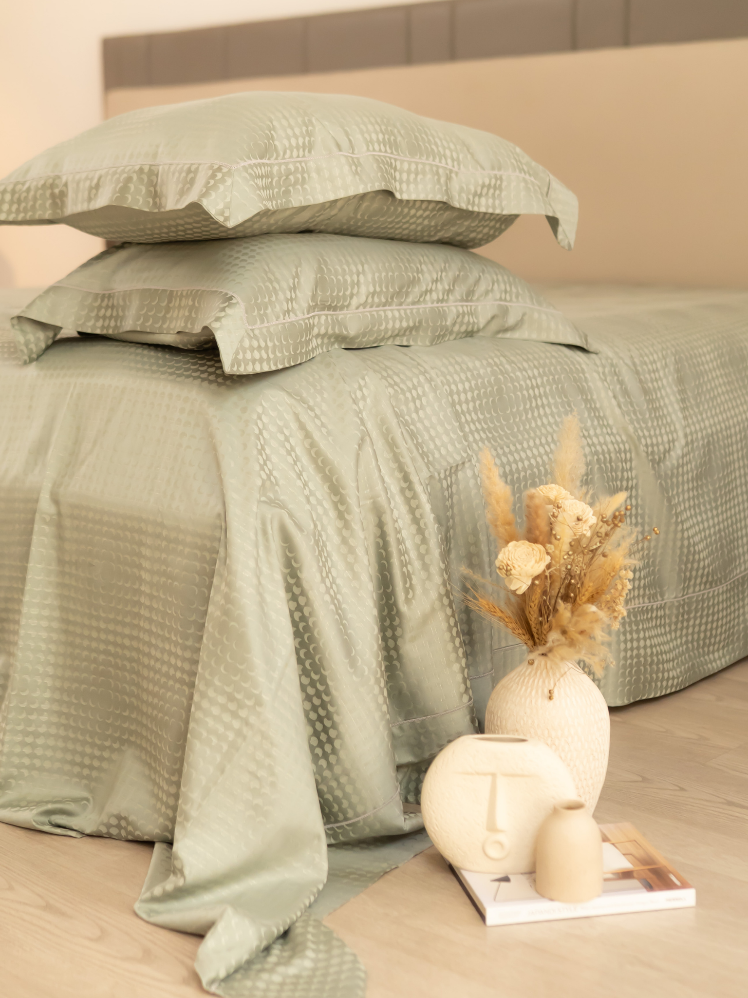 Sadyaska Minted Sage Premium Tencel Jacquard Set with Lace 1 Pcs Bedsheet