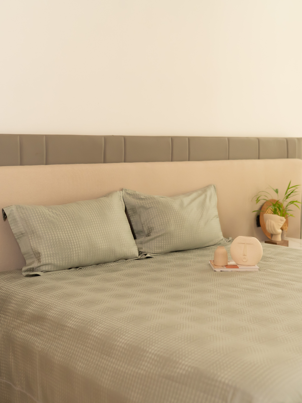 Sadyaska Minted Sage Premium Tencel Jacquard Set with Lace 1 Pcs Bedsheet