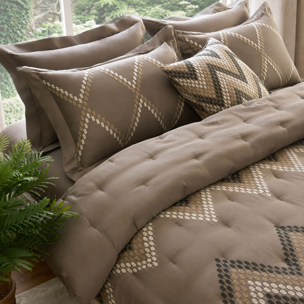 Sansaar by D’Decor Highland Geometric Embroidered Bed In A Bag 1 Pc