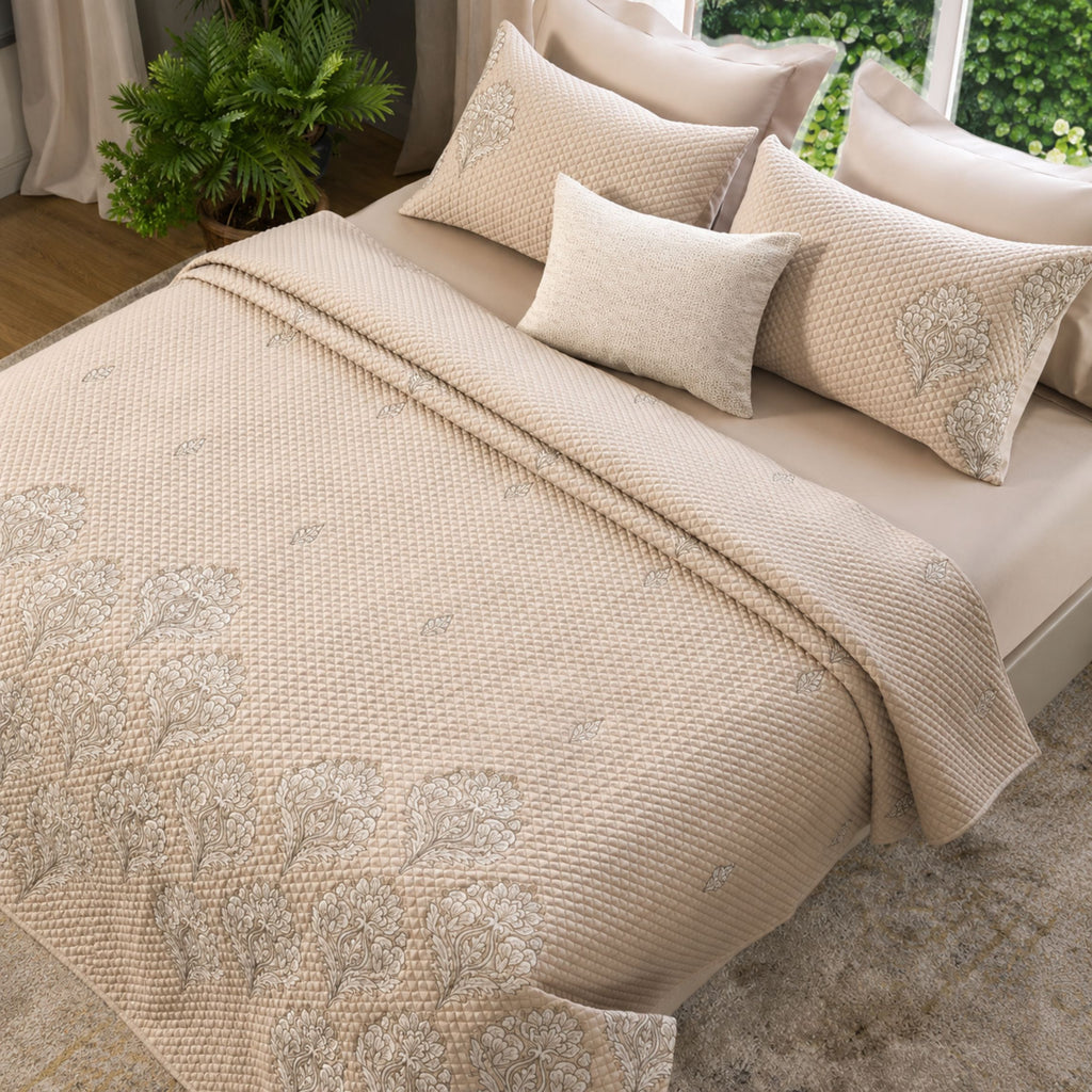Sansaar by D’Decor Renwick Quilted Bedspread In A Bag 1 Pc