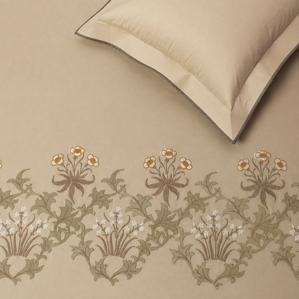 Sansaar by DDdecor Large Bedsheet Set with 2 Pillow Covers - Cotswold - Doeskin - Embroidered - 1 Pc