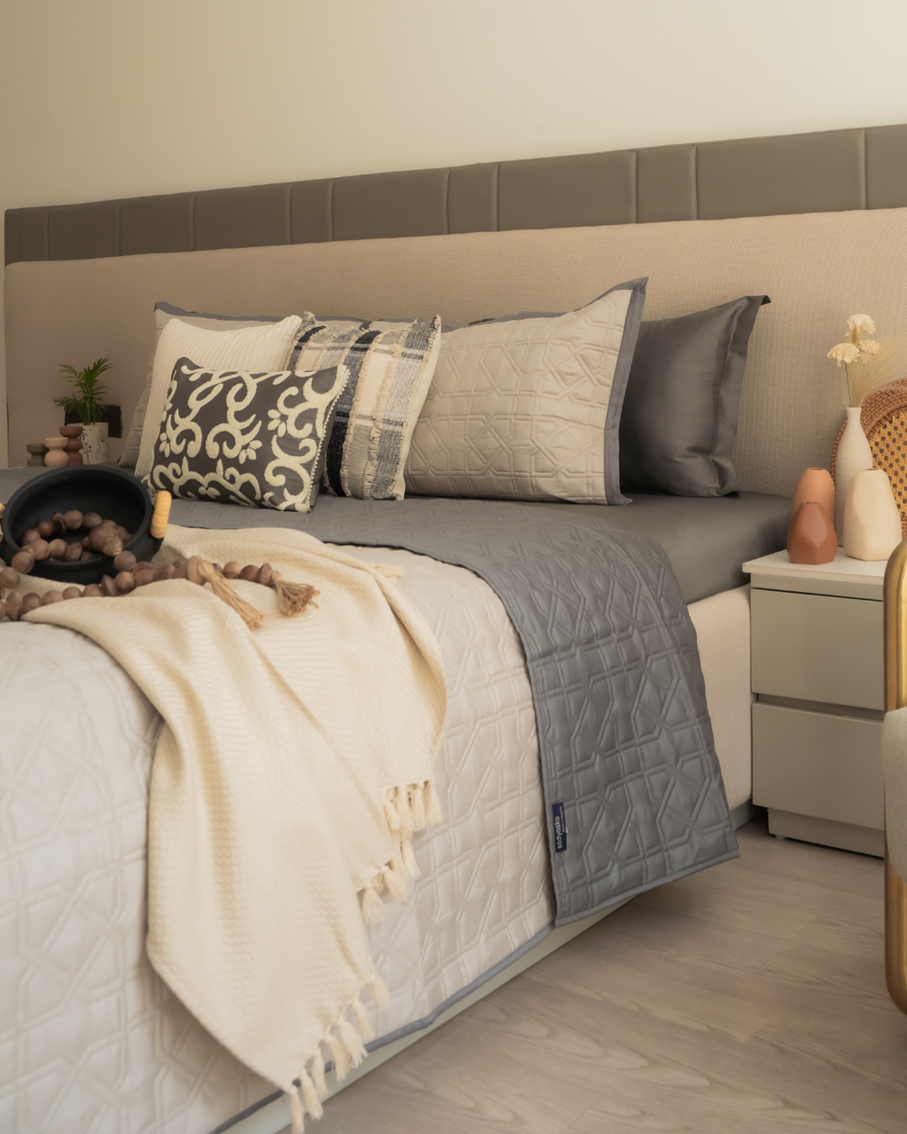 Sadyaska Quilted Beige and Dark Grey Arban Reversible 1 Pcs Bedspread