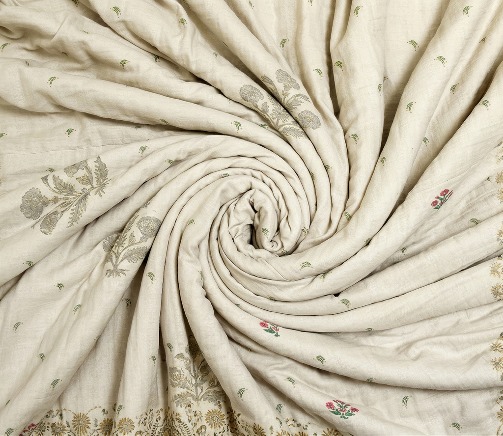 Spaces Shubha Papier Mâché Star White Traditional 3-dimensional Art 300TC Cotton Super King Bed Sheet Set | 1085771 Star White