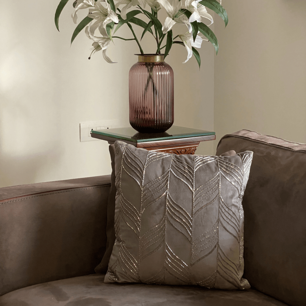 Sadyaska Decorative Gloss Silver Velvet 16x16 1 Pcs Cushion Cover