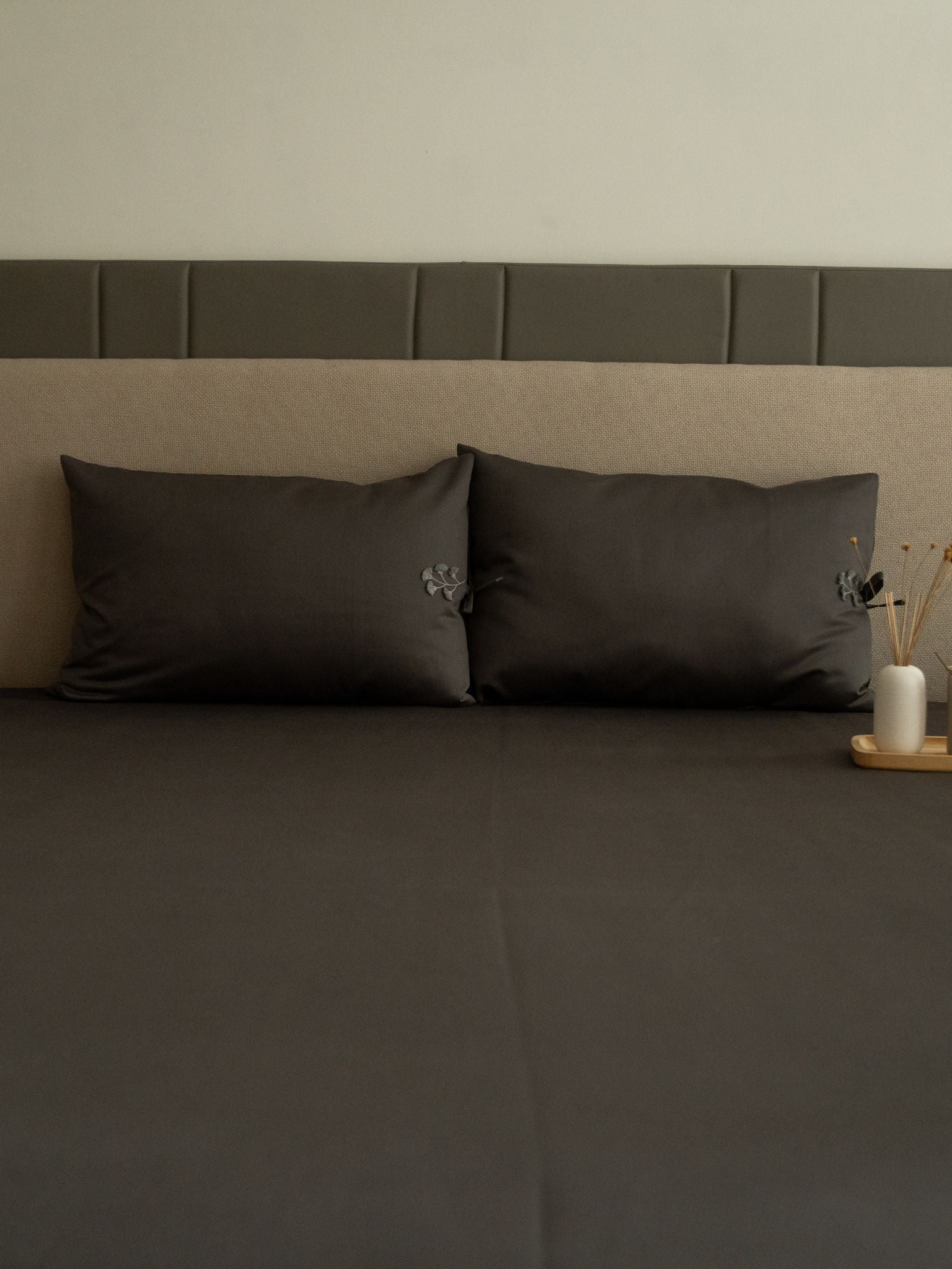 Sadyaska 1000TC Botanique Titanium Grey Egyptian Cotton Set 1 Pcs Bedsheet