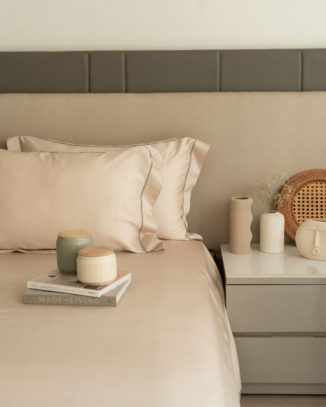 Sadyaska Chalk Beige Tencel Set with Lace 1 Pcs Bedsheet