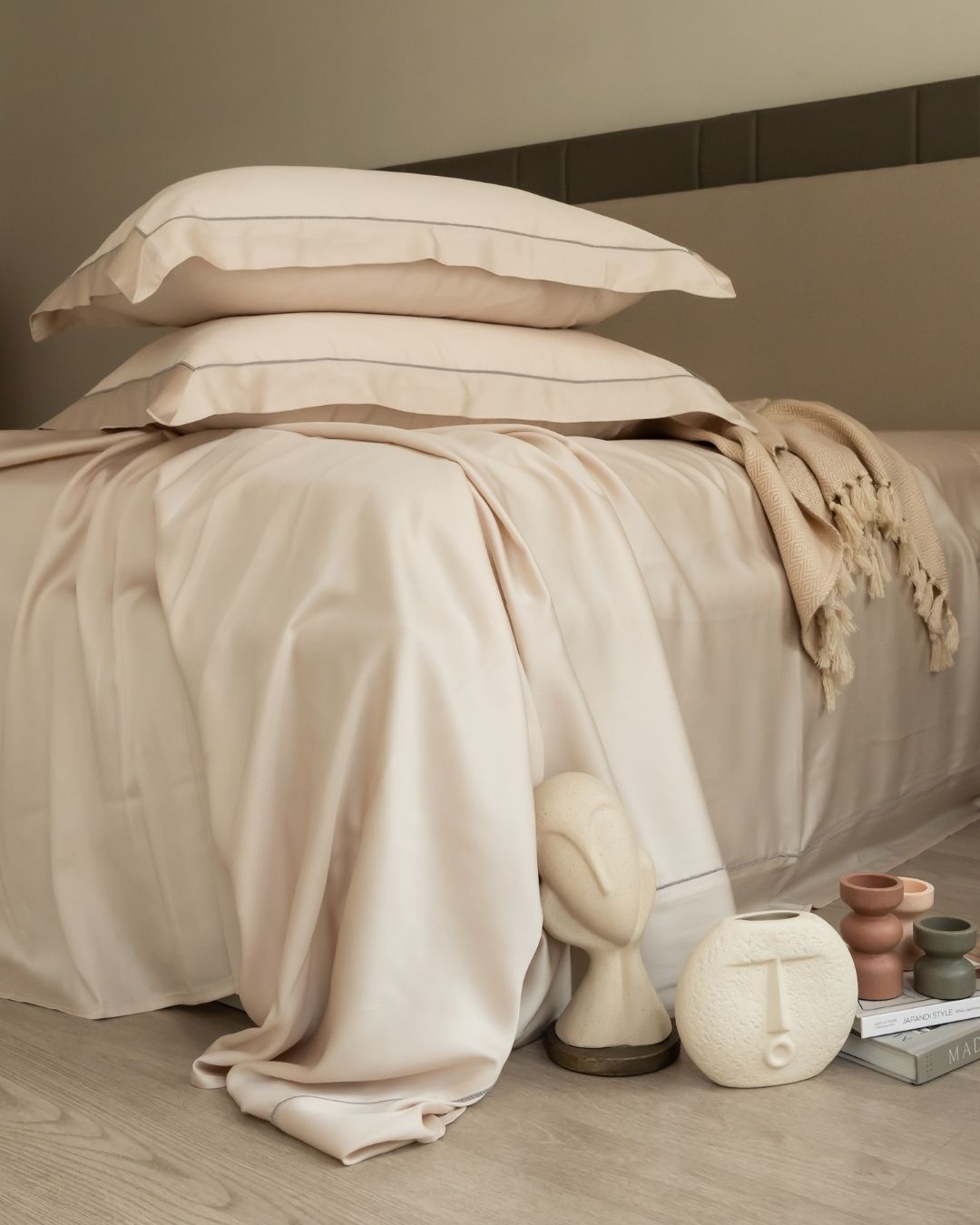 Sadyaska Chalk Beige Tencel Set with Lace 1 Pcs Bedsheet