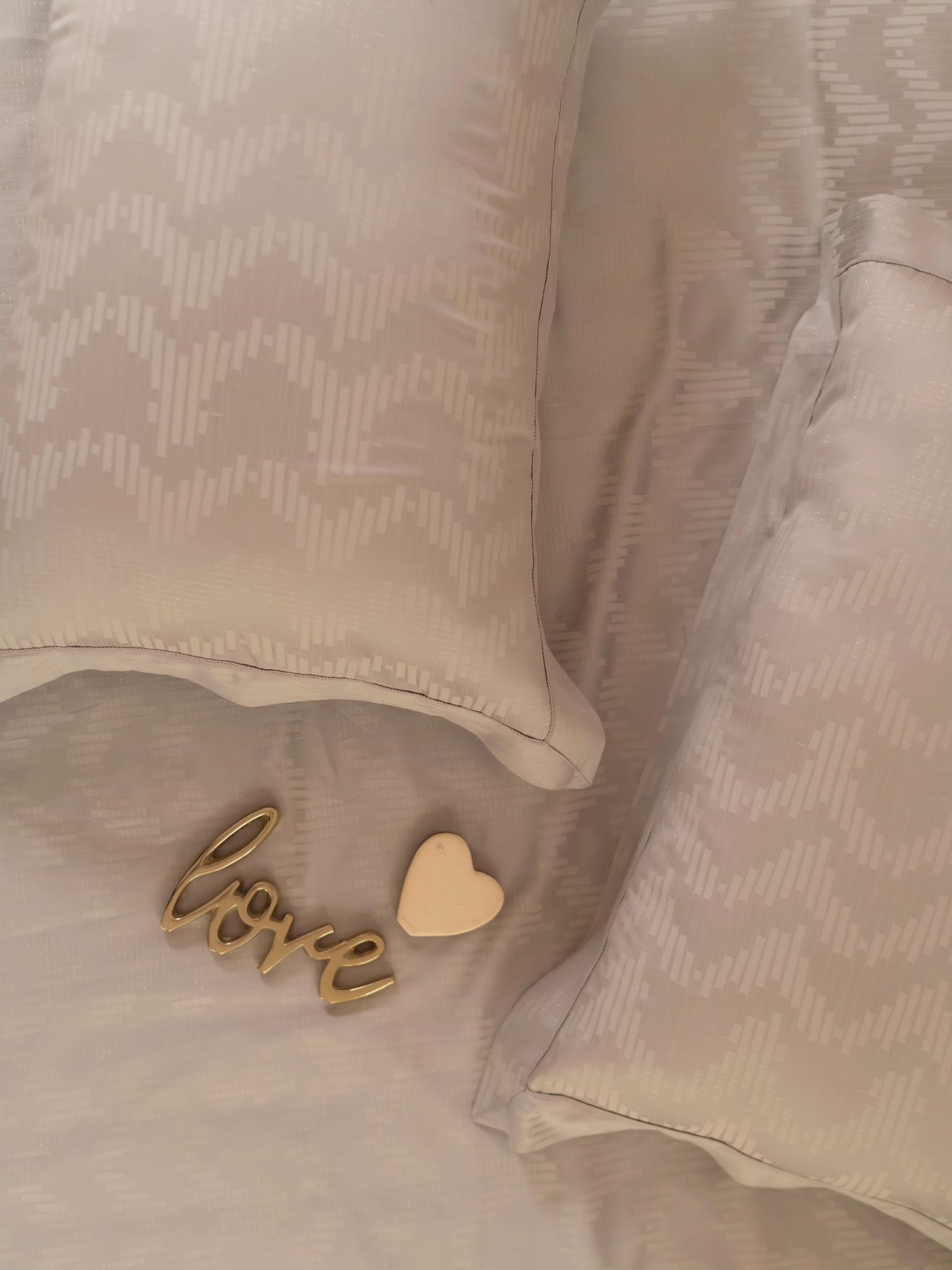 Sadyaska Twilight Silver Premium Tencel Jacquard Set with Lace 1 Pcs Bedsheet