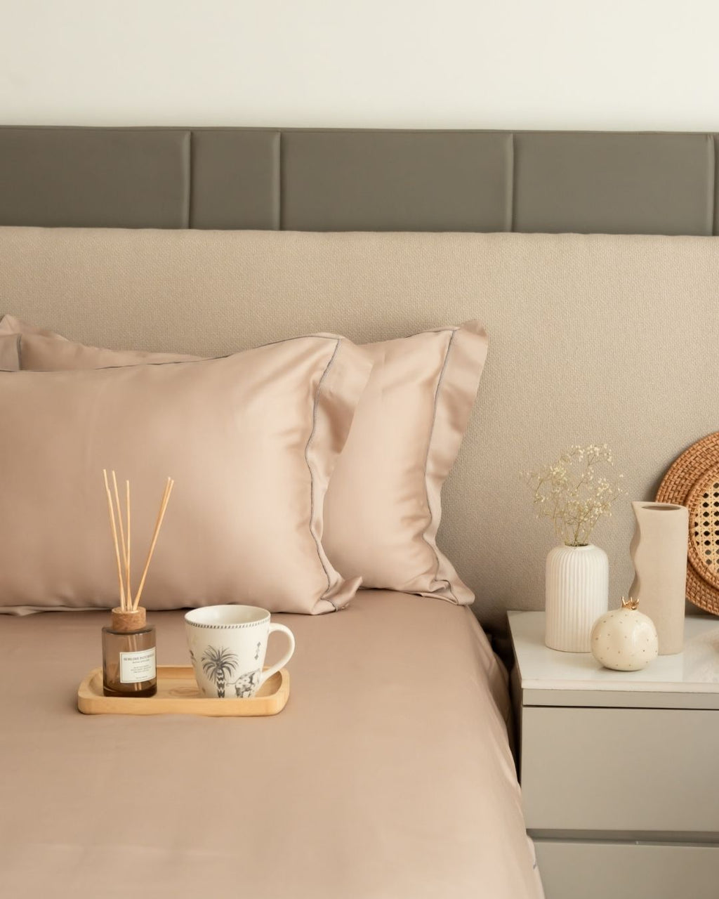 Sadyaska French Rose Tencel Set with Lace 1 Pcs Bedsheet