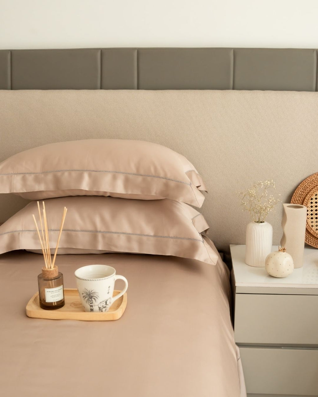 Sadyaska French Rose Tencel Set with Lace 1 Pcs Bedsheet