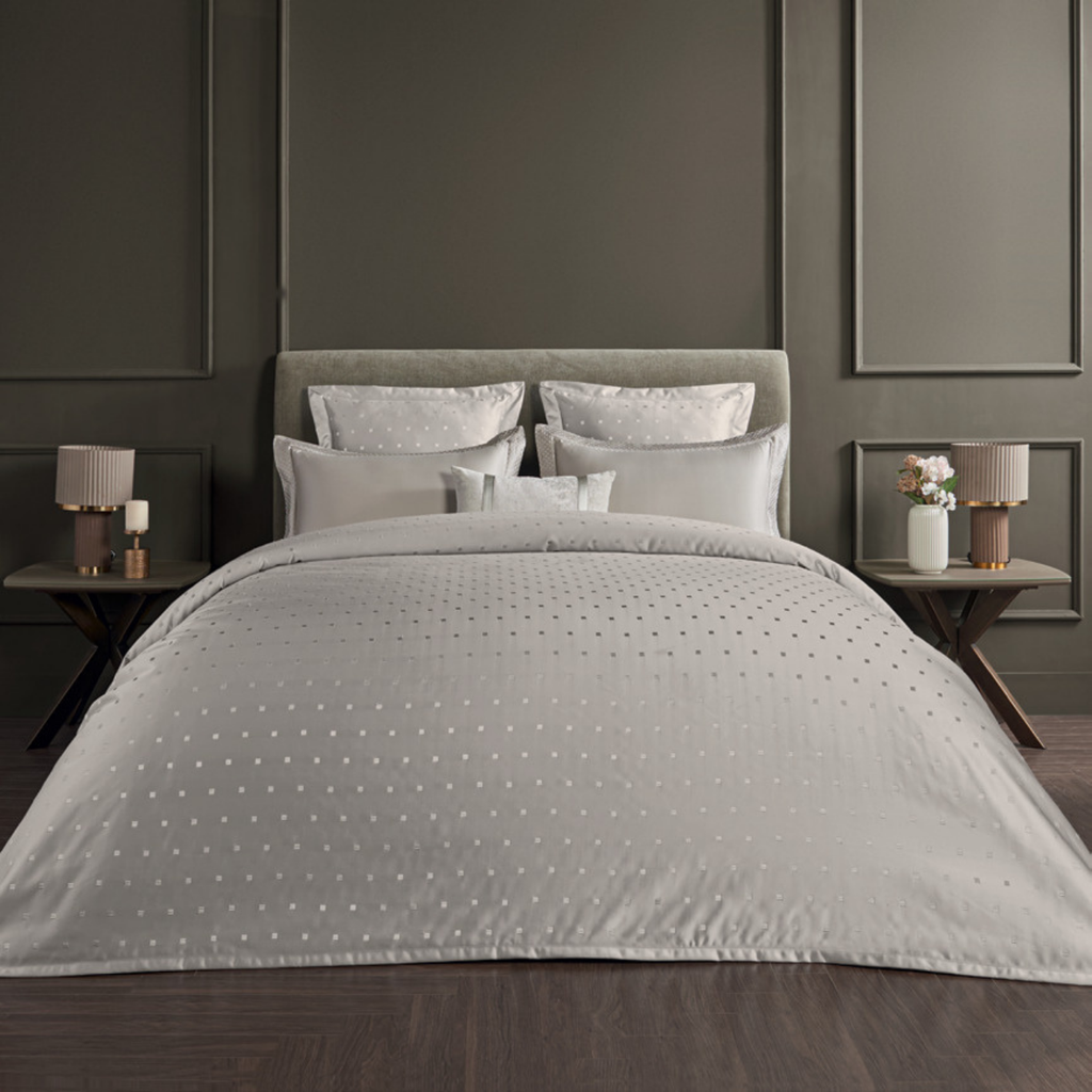 D.Decor Luxor Sanders Grey Super Premium 6-Piece Bedding Gift Set | 800 TC Cotton Sateen & Monotone Embroidered Quilted Bed Cover | LX01 Grey