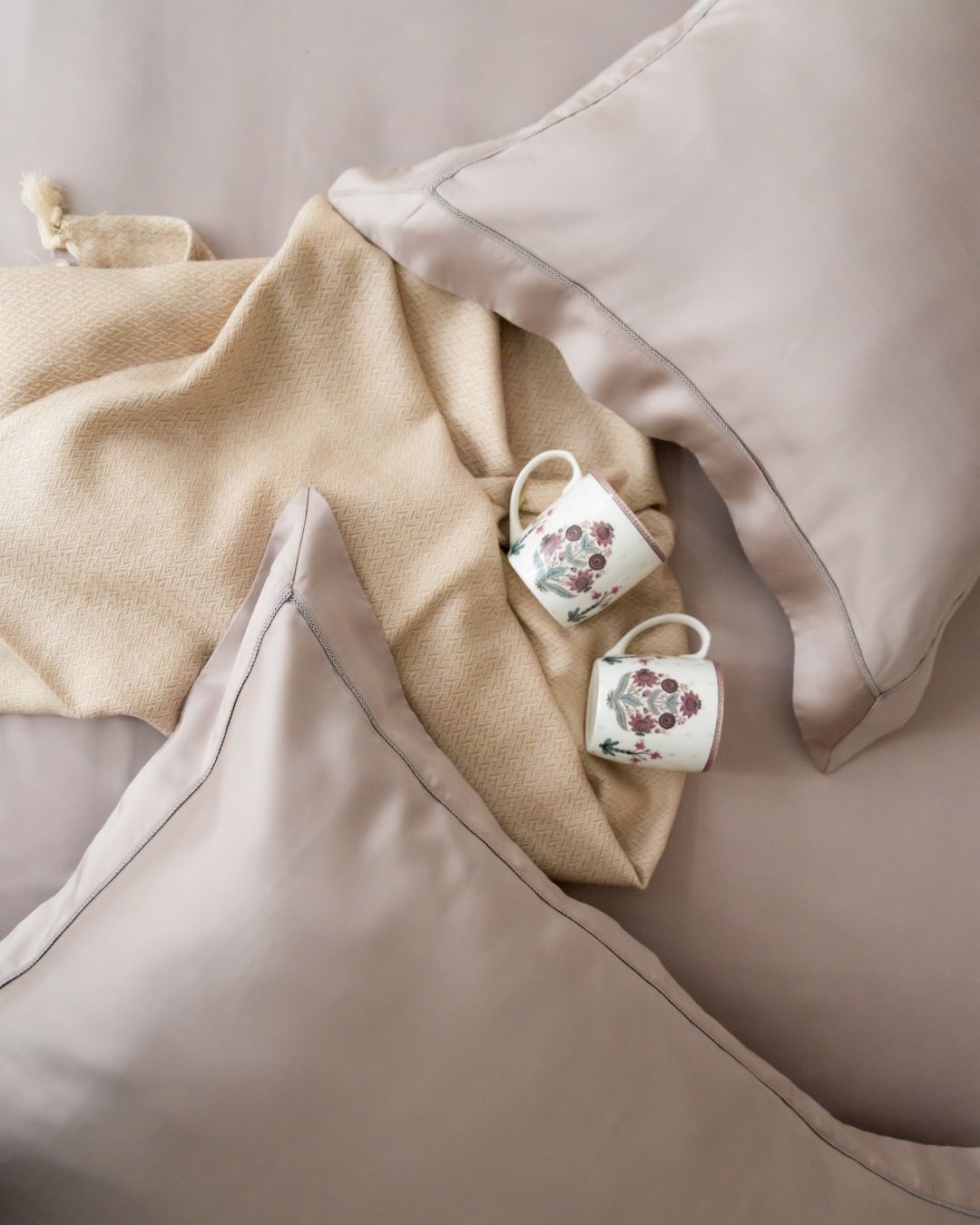Sadyaska Lavender Tencel Set with Lace 1 Pcs Bedsheet