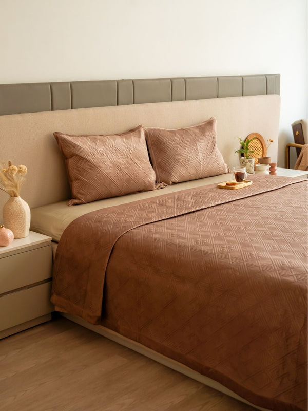 Sadyaska Isla Buff Velvet Set 1 Pcs Bedspread