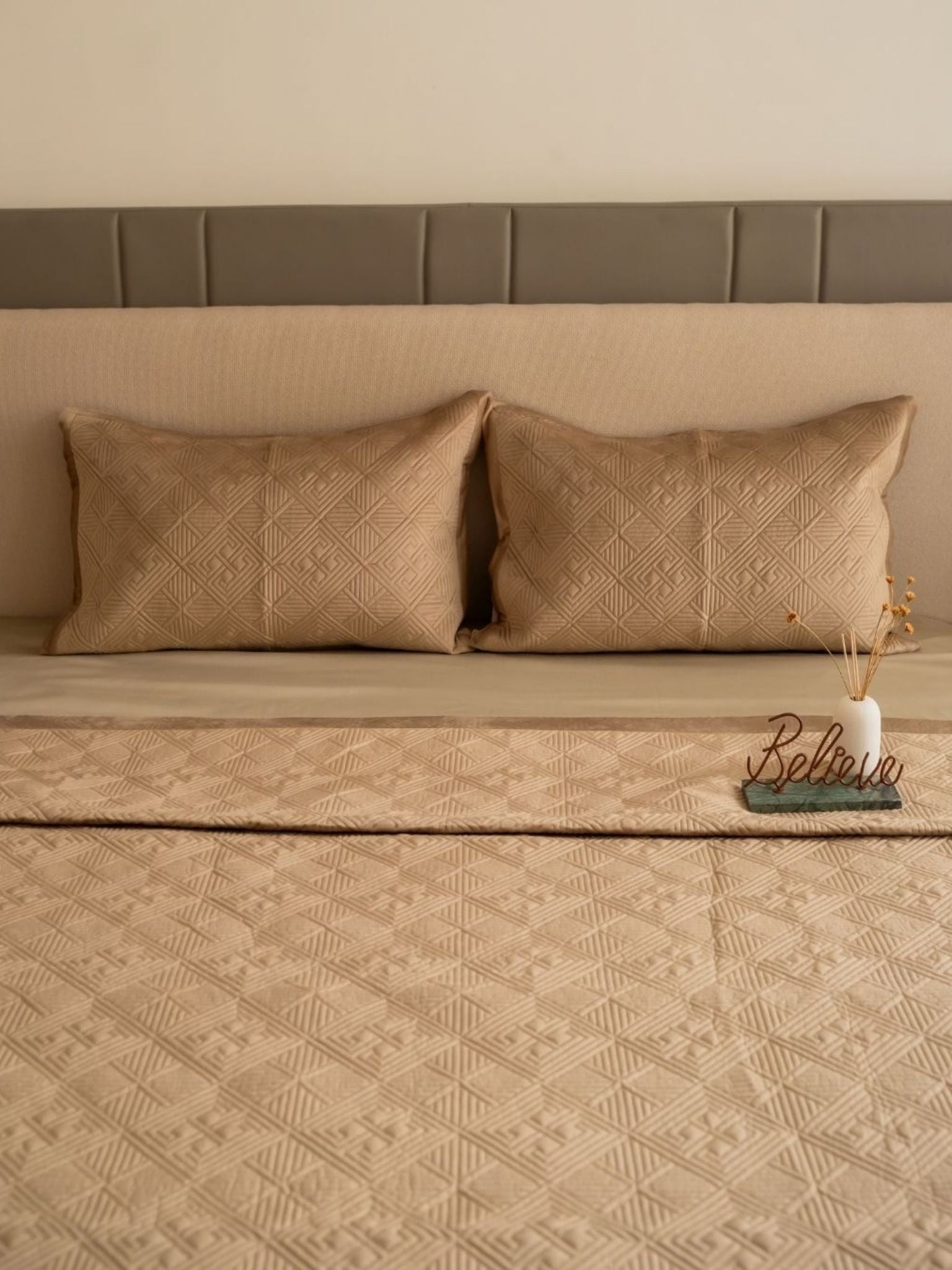 Sadyaska Isla Champagne Gold Velvet Set 1 Pcs Bedspread