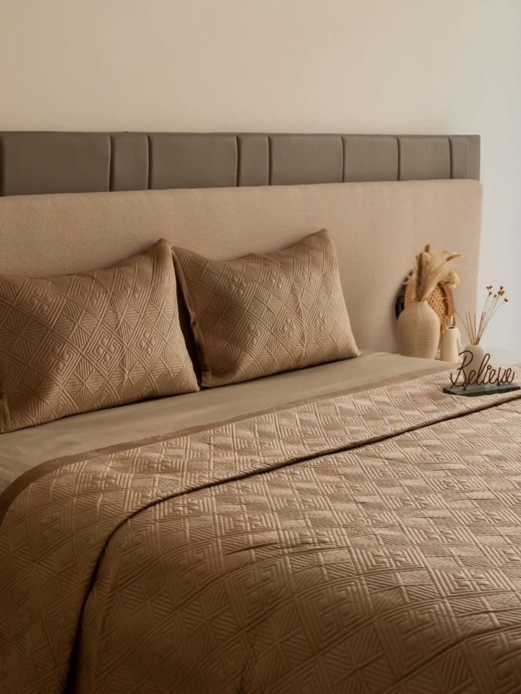 Sadyaska Isla Champagne Gold Velvet Set 1 Pcs Bedspread