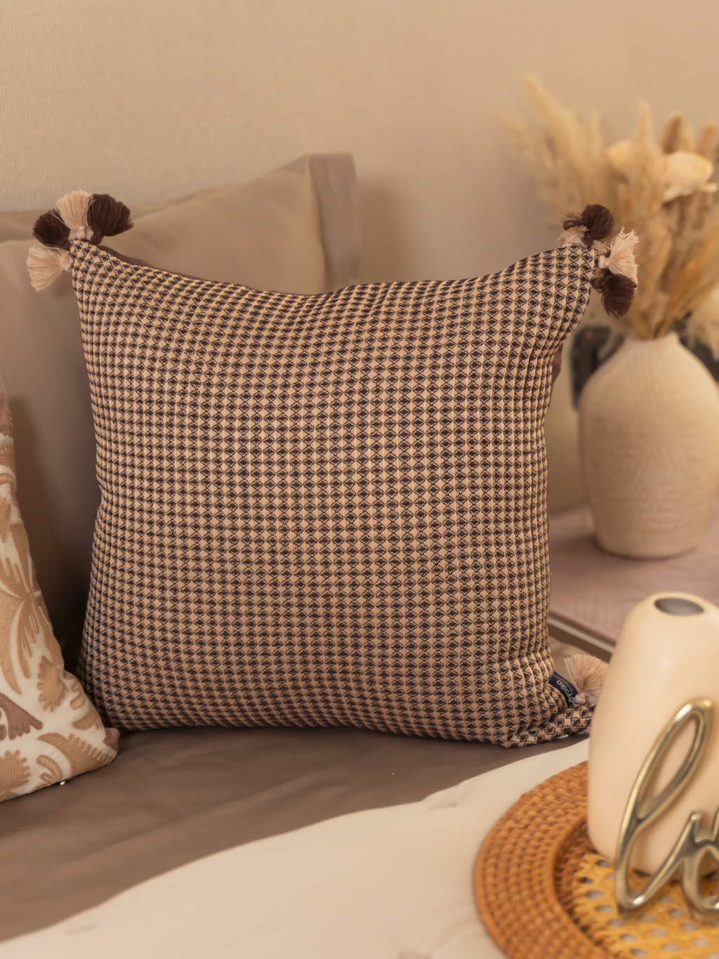 Sadyaska Noir Coffee Textured Woven with Tassels 16" X 16" 1 Pcs Cushion Cover