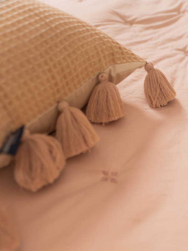 Sadyaska Pristine Oats Beige Textured Woven with Tassels 12