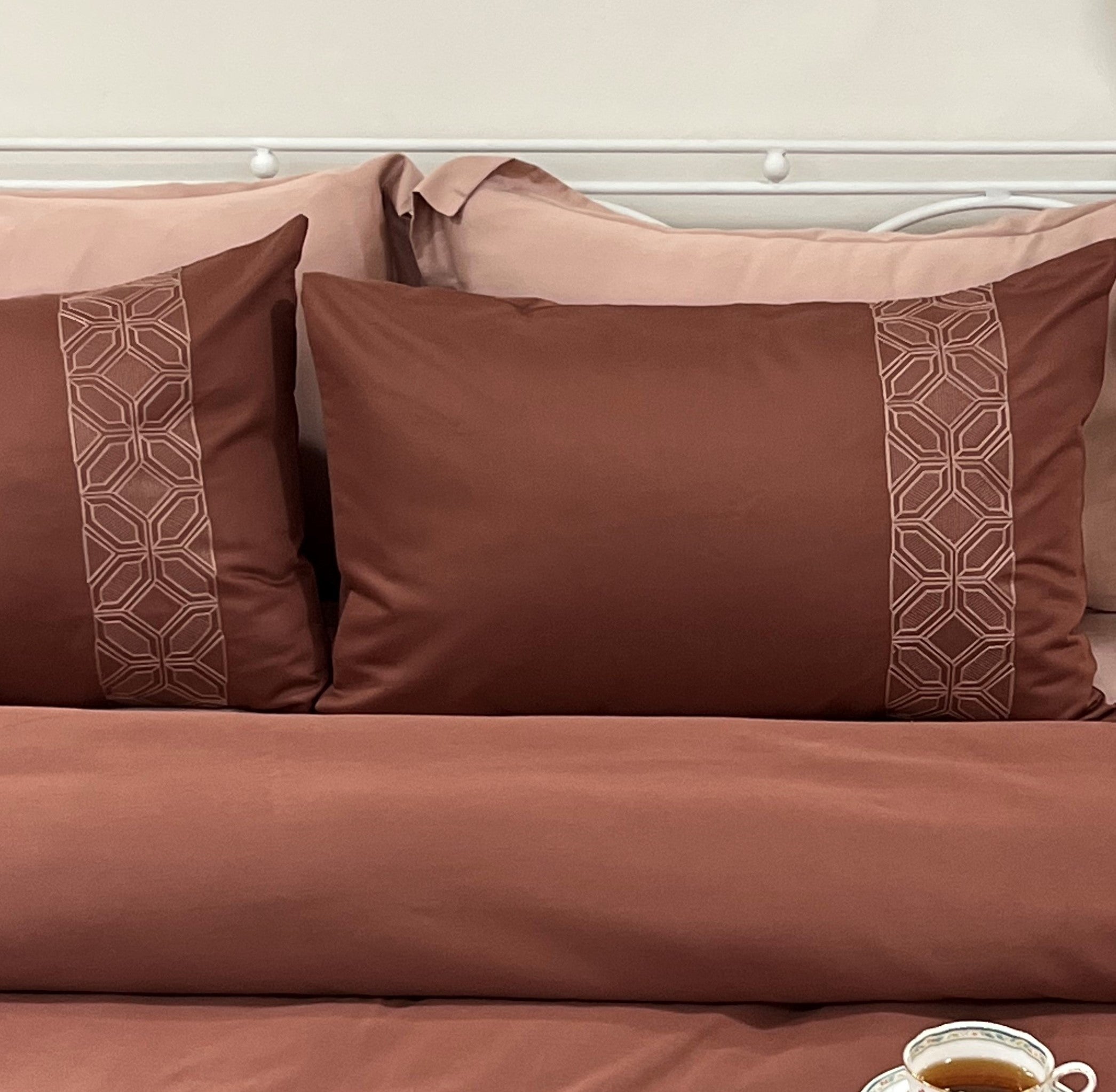 Sadyaska 1000TC Cotton Rich Arc Blush Syona Set 1 Pcs Bedsheet
