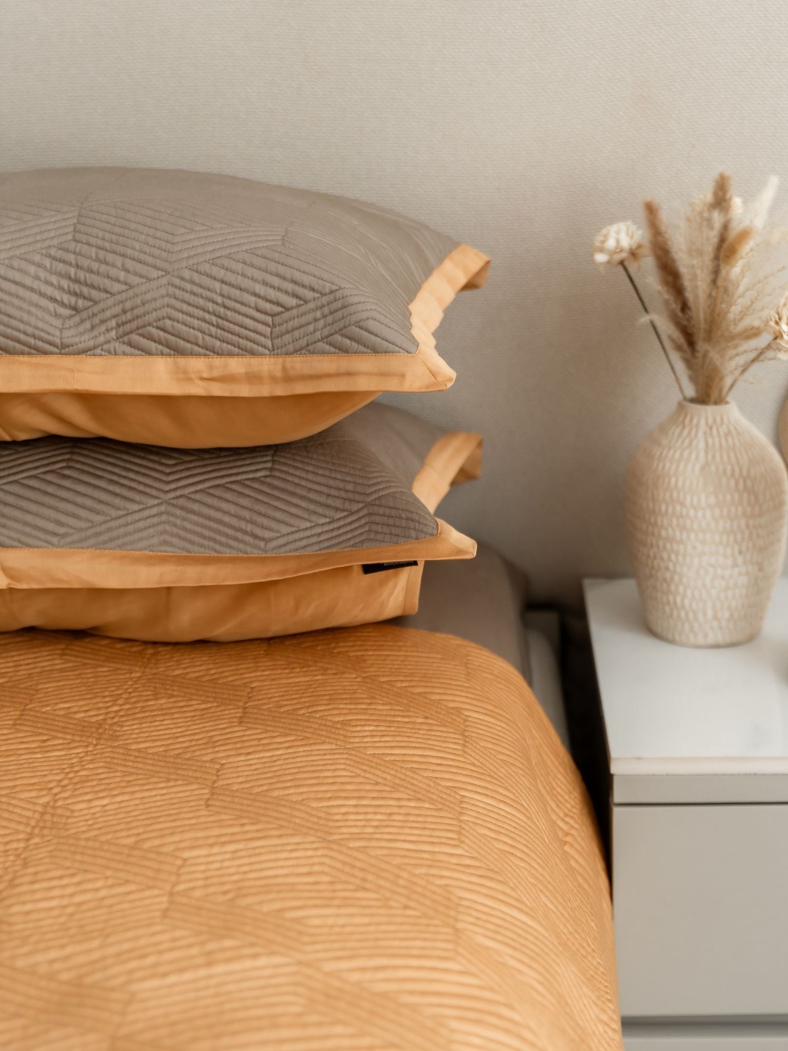 Sadyaska Adelle Mocha and Honey Mustard Cotton Reversible 1 Pcs Bedspread