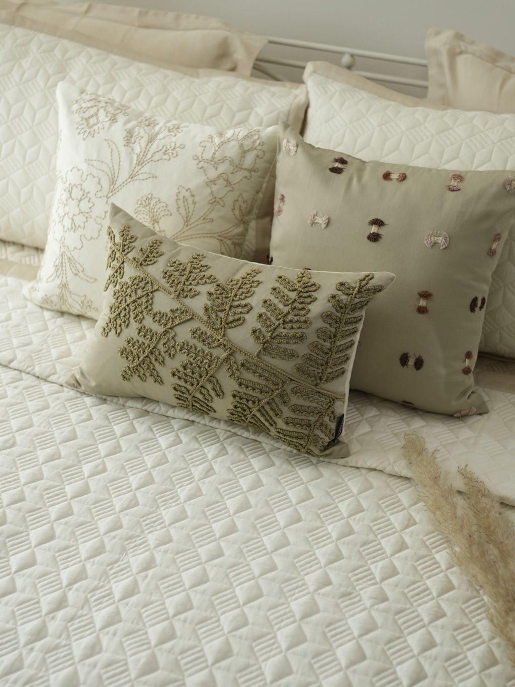 Sadyaska Adore Oats Beige and Ivory 300TC Cotton 10 Pcs Bedding Set