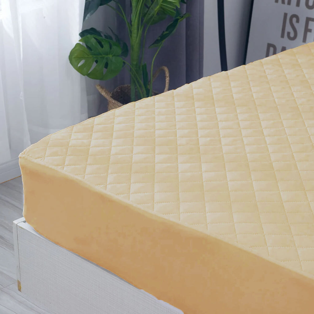 Sadyaska Microfibre ed Waterproof Fitted Beige Mattress Protector 1 Pcs Quilt