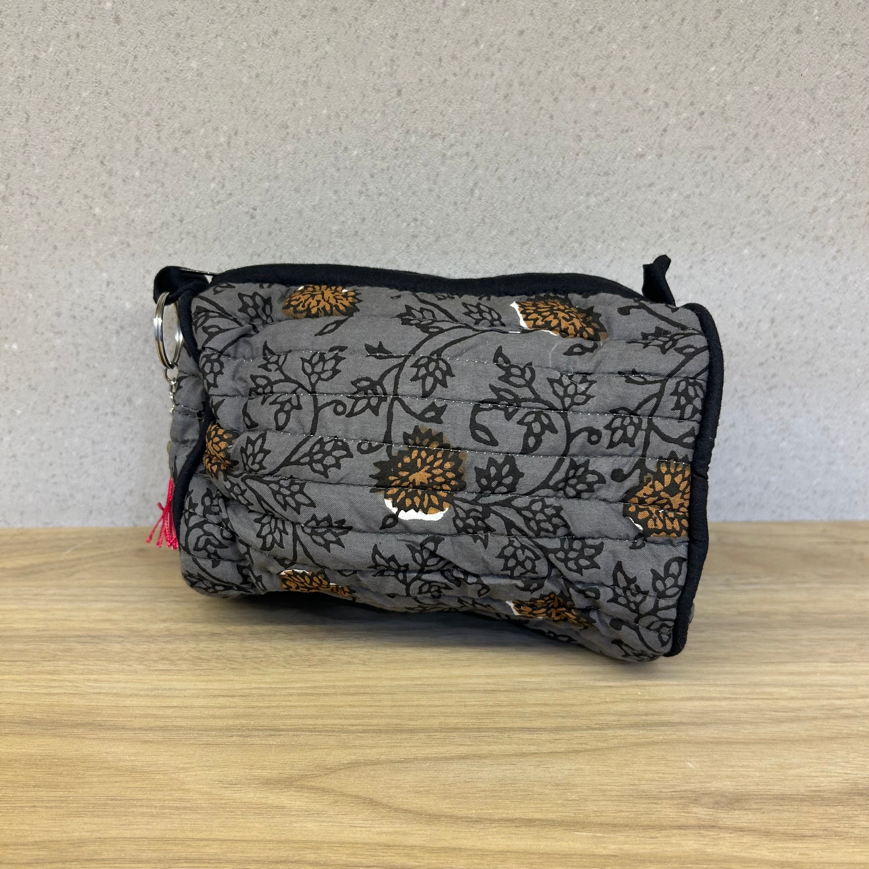 Sadyaska Brown Printed Cotton Medium Size ed Wedding Jewelry Pouch / Cosmetic / Make Up Case Multifunction Storage 1 Pcs Quilt