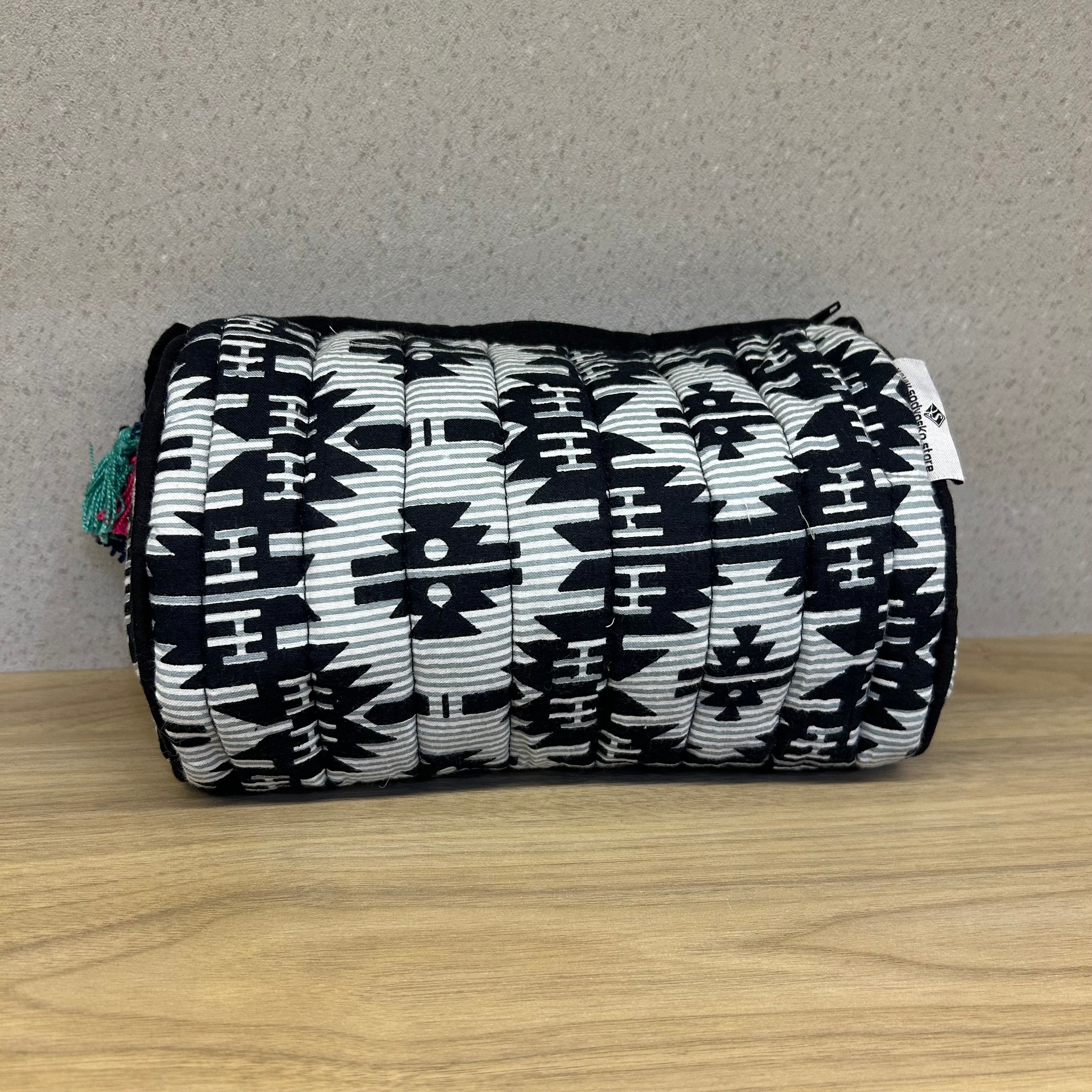 Sadyaska Black and White Cotton ed Wedding Jewelry Pouch / Cosmetic / Make Up Case Multifunction Storage 1 Pcs Quilt