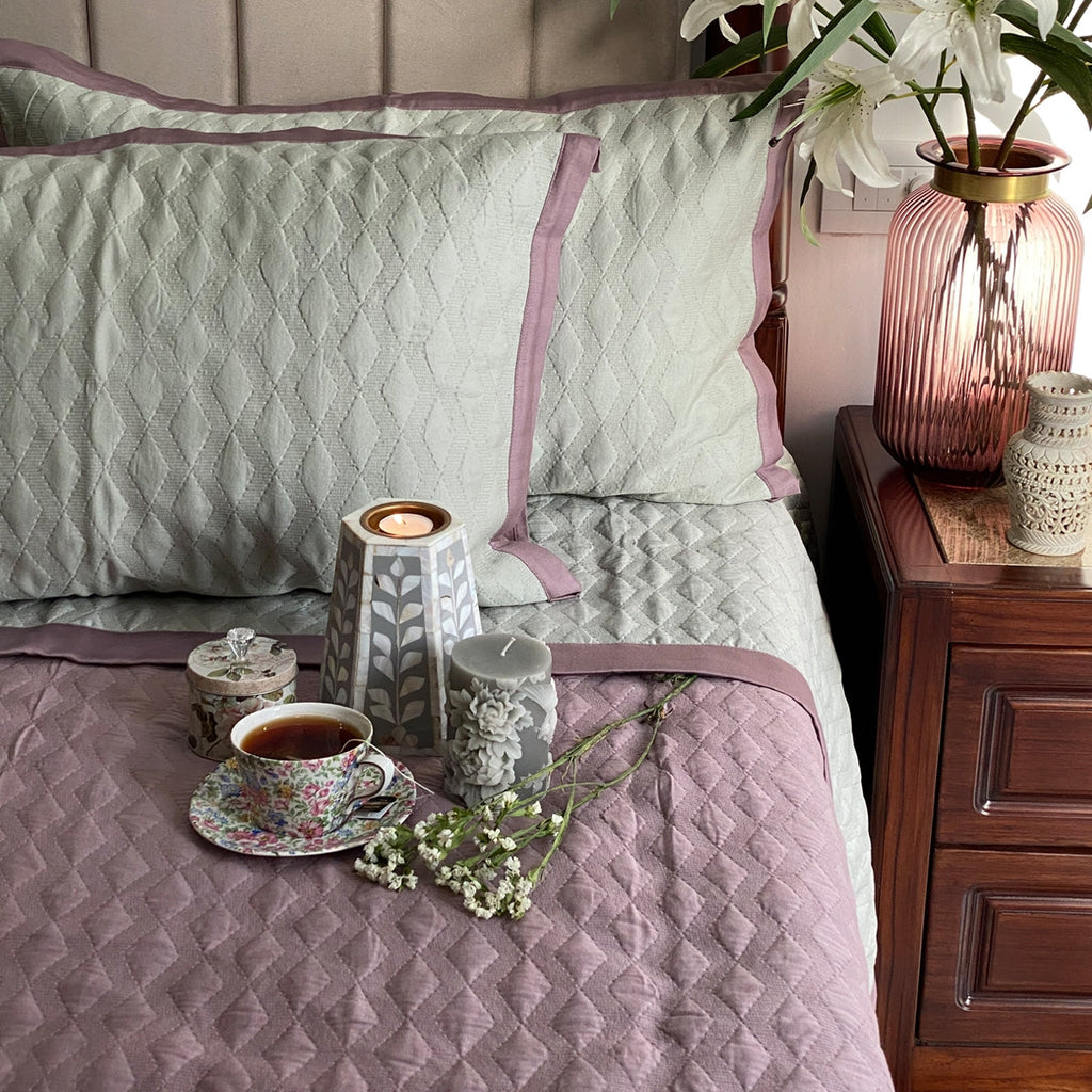 Sadyaska Sage Green and Old Rose Chrysler Reversible 1 Pcs Bedspread