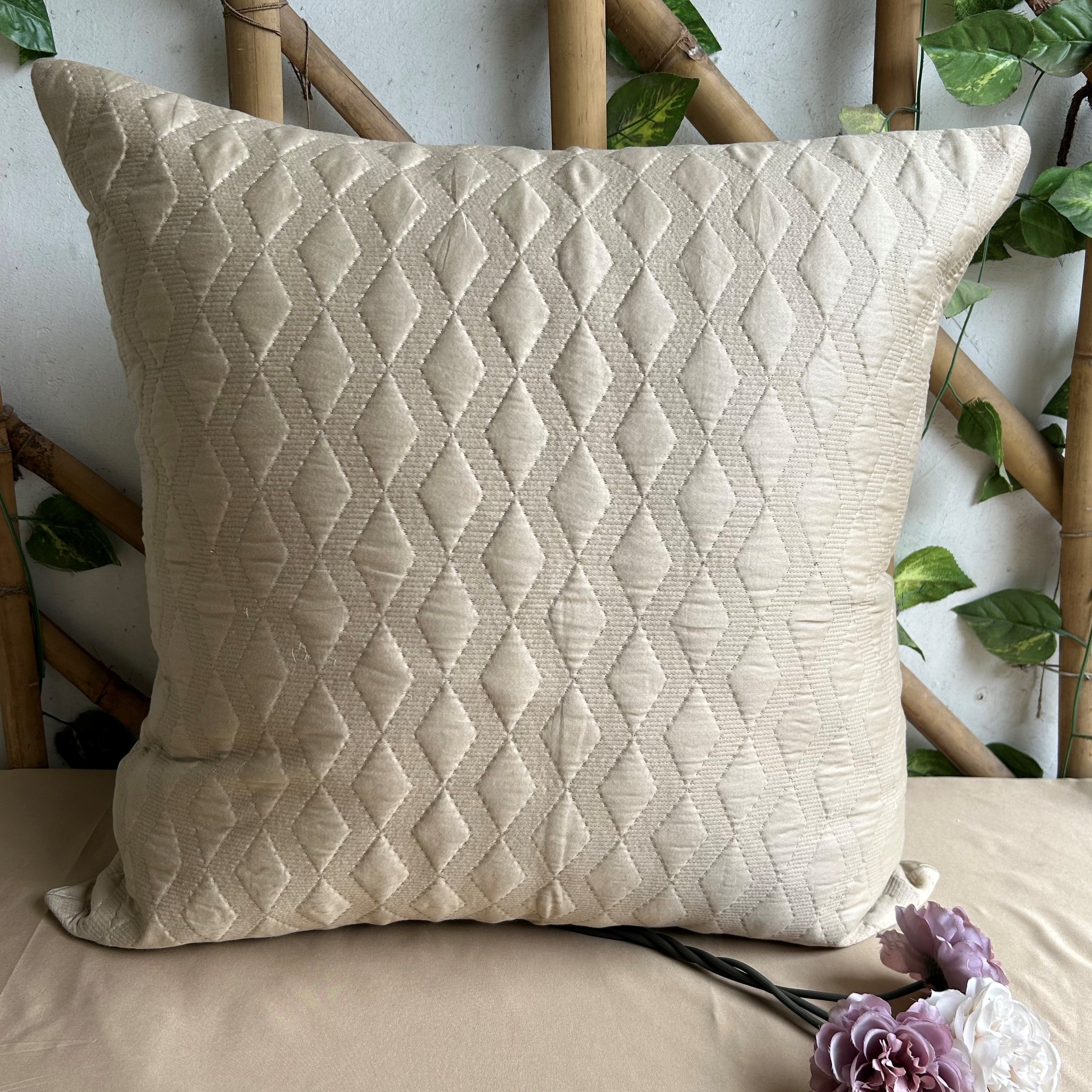 Sadyaska Chrysler Beige Quilted Cotton 1 Pcs Euro Sham