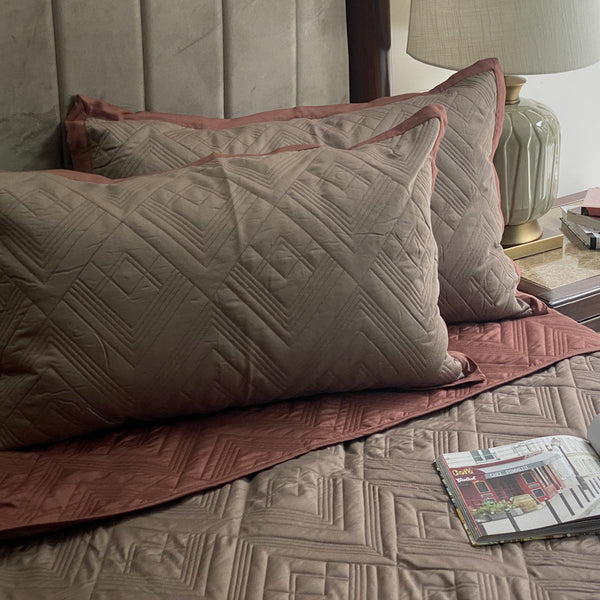 Sadyaska Quilted Blush and Taupe Cliff Reversible 1 Pcs Bedspread