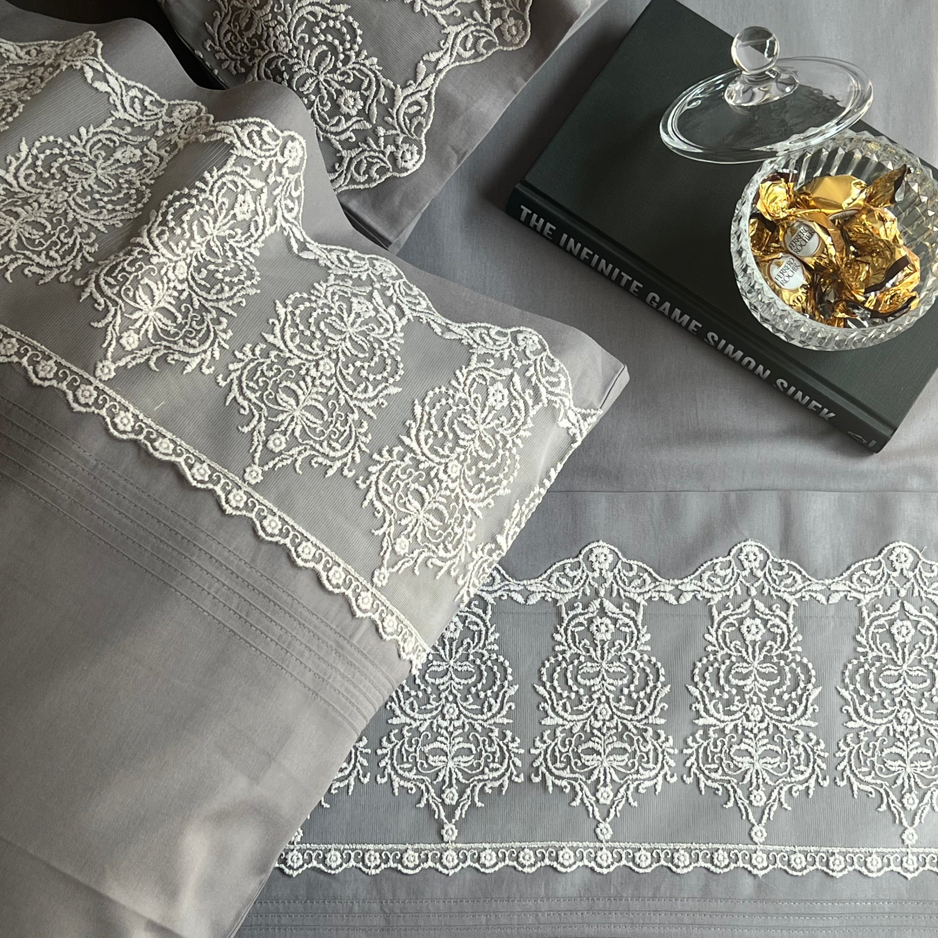 Sadyaska Chantilly Elephant Grey Embroidered Lace Set 1 Pcs Bedsheet
