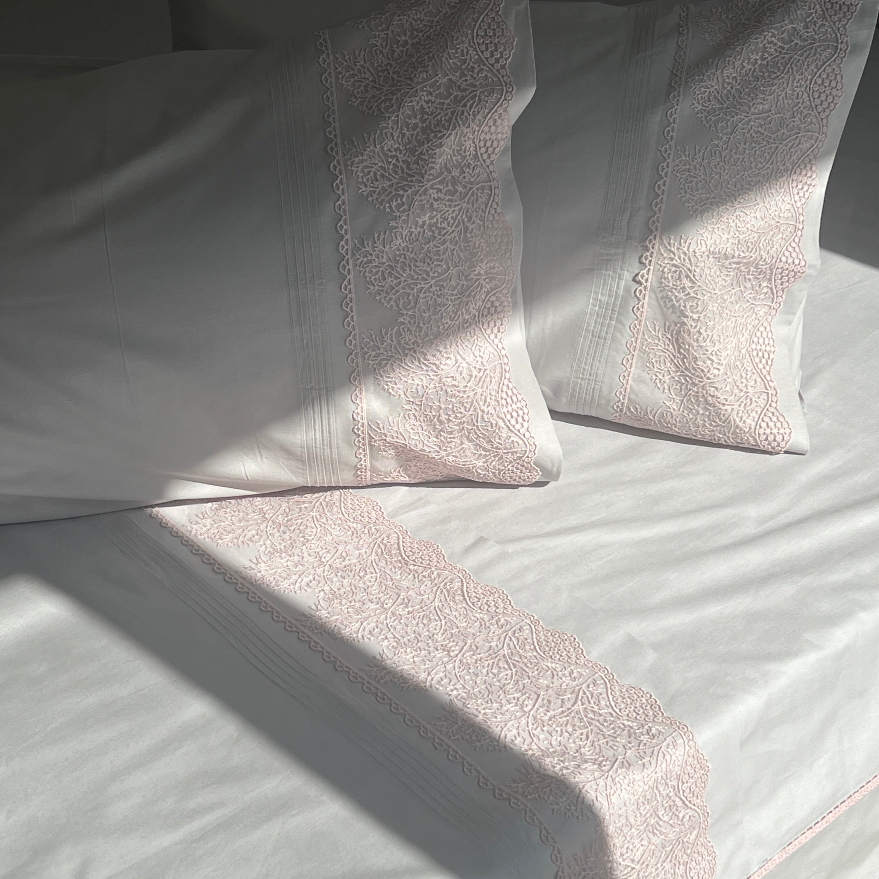 Sadyaska Chantilly Pearl Grey Embroidered Lace Set 1 Pcs Bedsheet