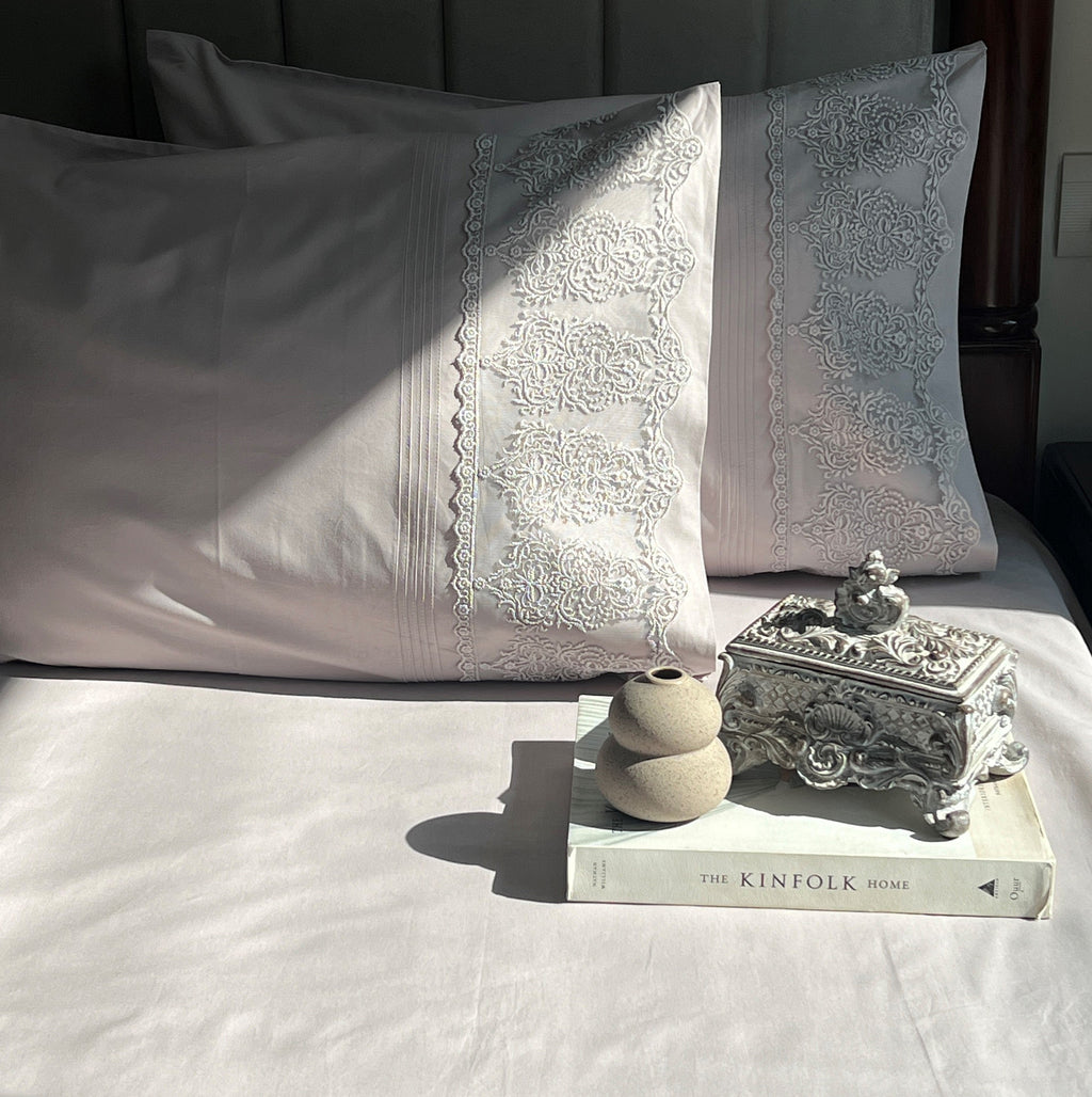 Sadyaska Chantilly Silver Embroidered Lace Set 1 Pcs Bedsheet