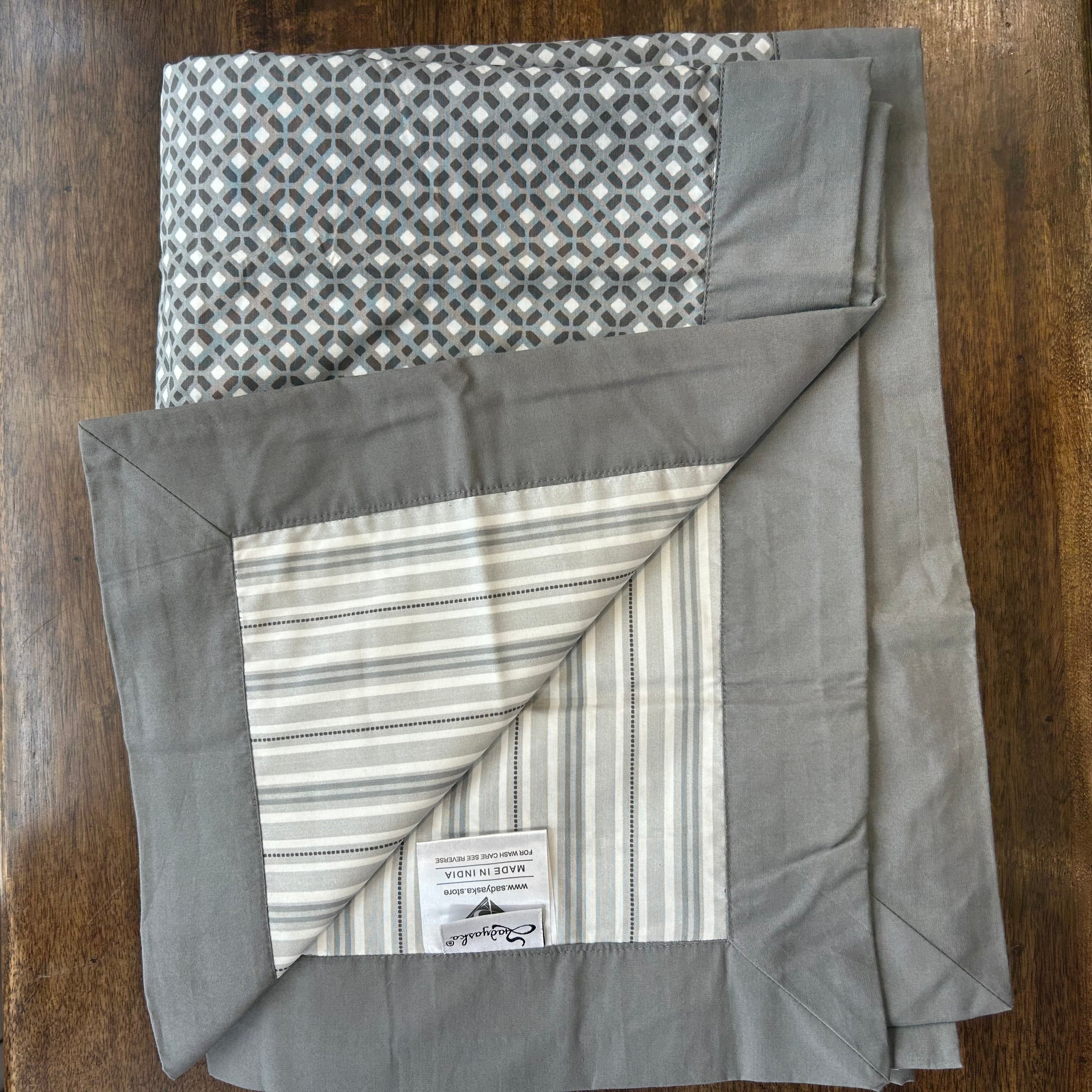 Sadyaska Single Bed Grey Printed Premium Pure Cotton Reversible 1 Pcs Dohar