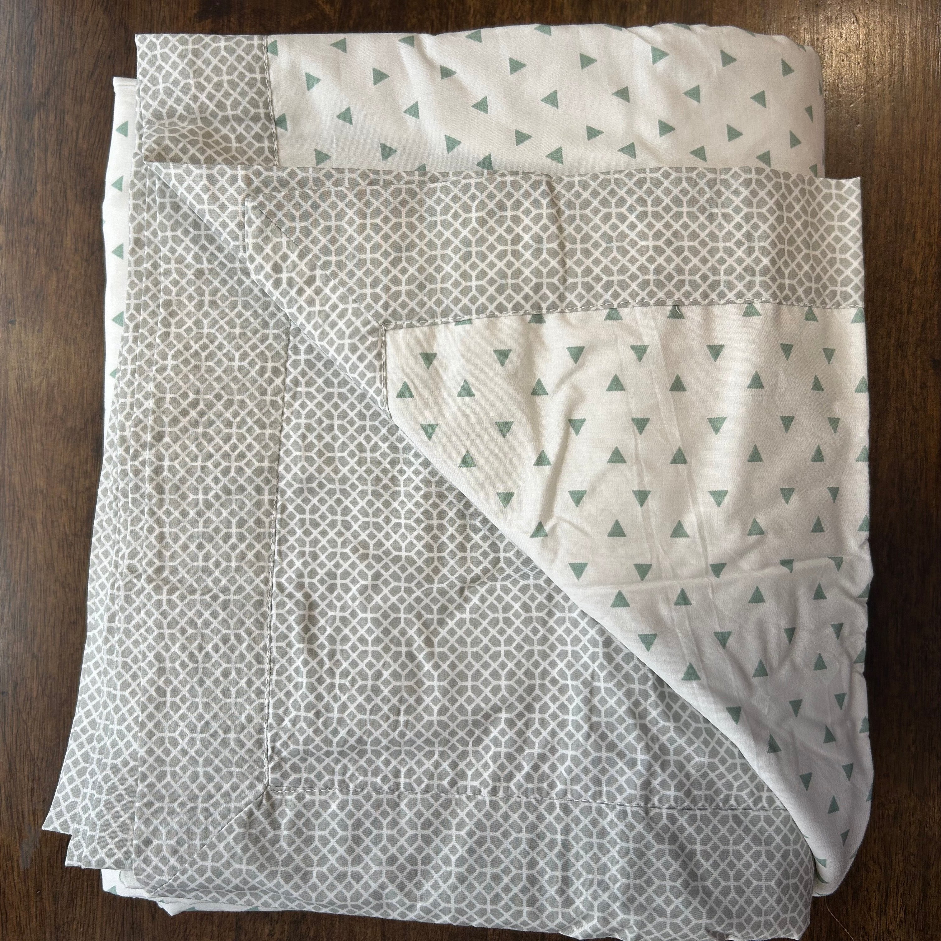 Sadyaska Single Bed Green and Grey Printed Premium Pure Cotton Reversible 1 Pcs Dohar