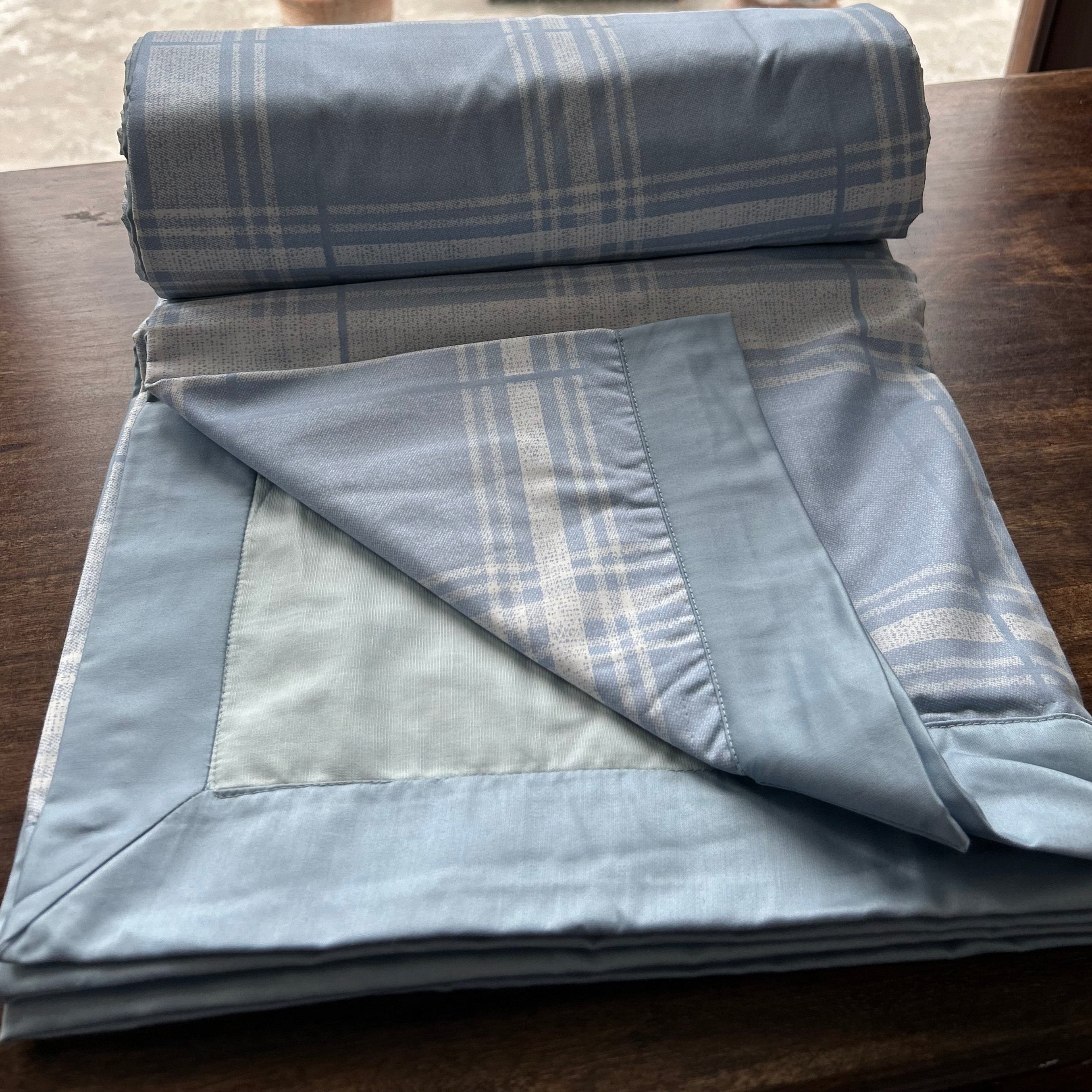 Sadyaska Single Bed Blue and White Printed Premium Pure Cotton Reversible 1 Pcs Dohar