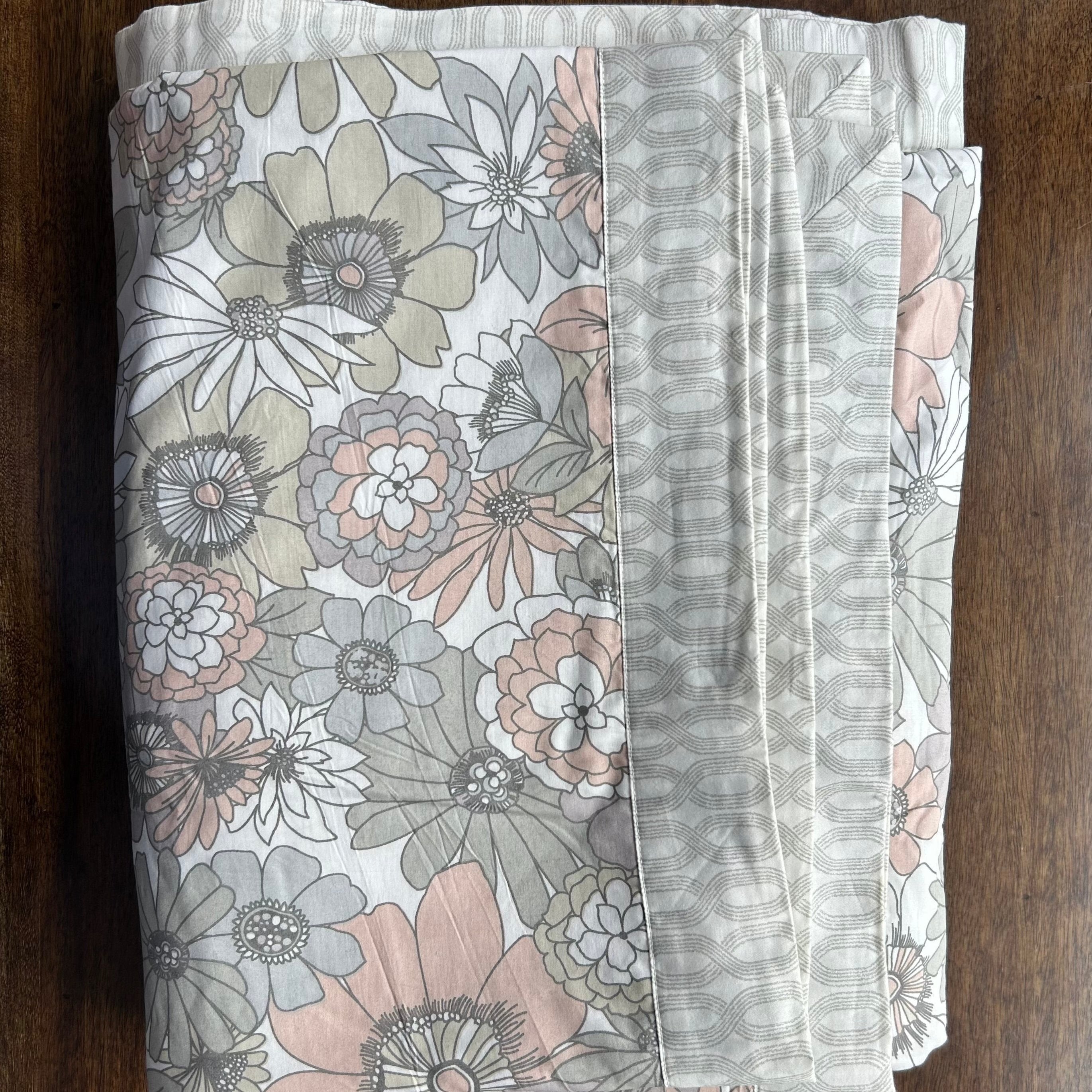 Sadyaska Double Bed Multi Color Floral Printed Premium Pure Cotton Reversible 1 Pcs Dohar