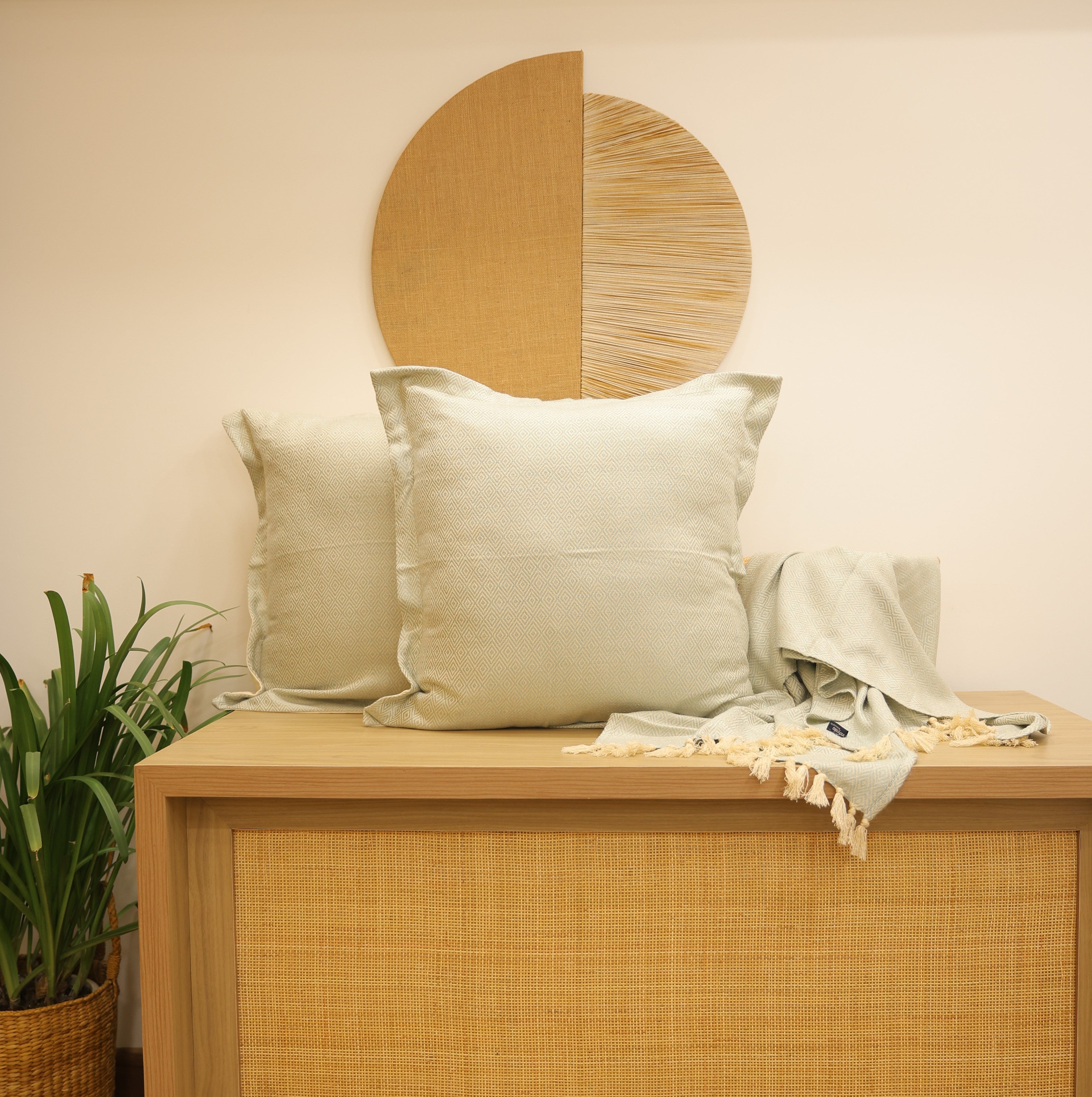 Sadyaska Diamond Mist Woven Throw with s 1 Pcs Euro Sham