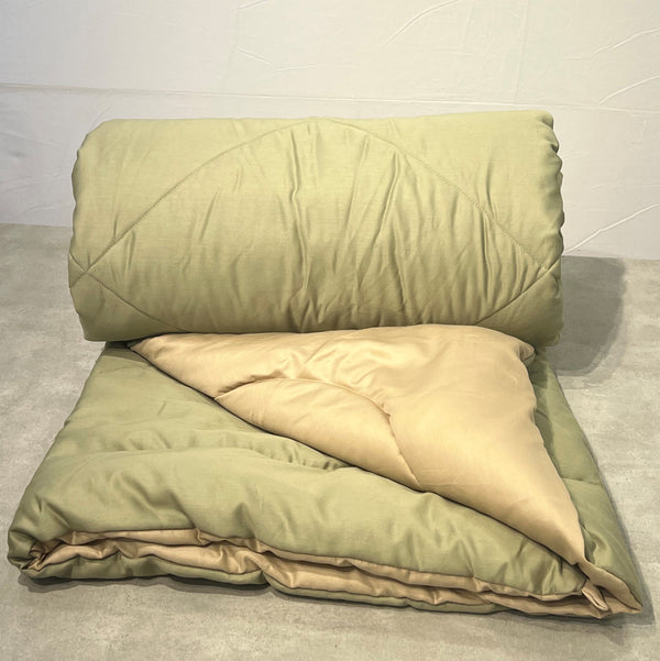 Sadyaska Forest Green and Sand 1000TC Cotton Rich Reversible Downfill 1 Pcs Quilt