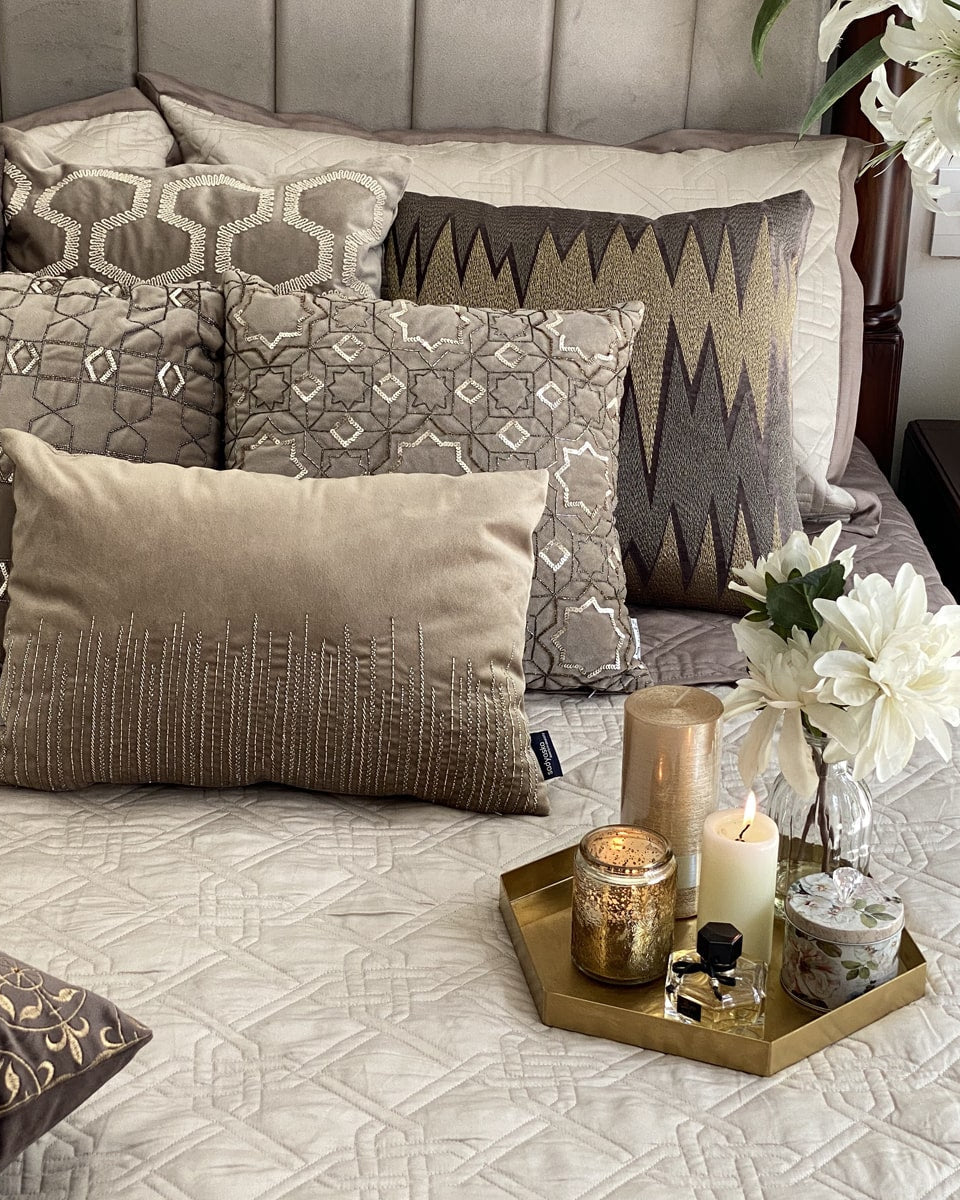 Sadyaska Quilted Beige and Taupe Gizmo Reversible 1 Pcs Bedspread